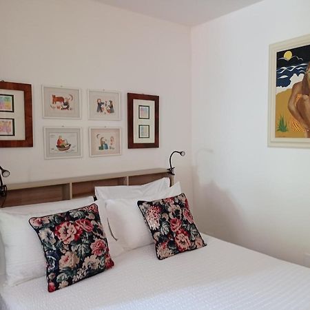 B&B S. Trinita 18 Suites & Rooms Τρέντο Εξωτερικό φωτογραφία